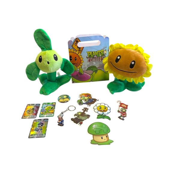 Plants vs Zombies Gift Set | PVZ Plush, Keychain, Cards, Pin, Party Favors Set - Picture 3 of 11